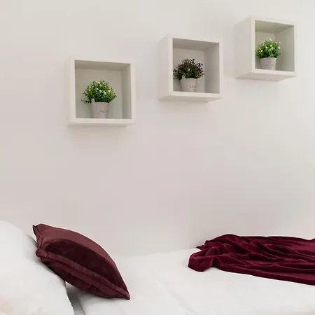 Апартаменты Salvia With Private Jacuzzi Сплит
