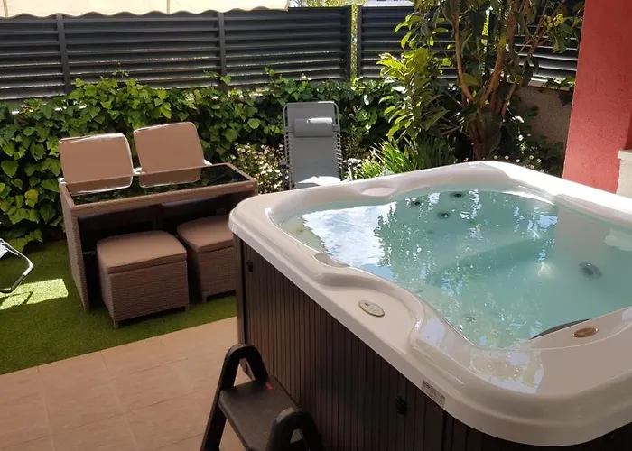 Apartment Salvia With Private Jacuzzi Split