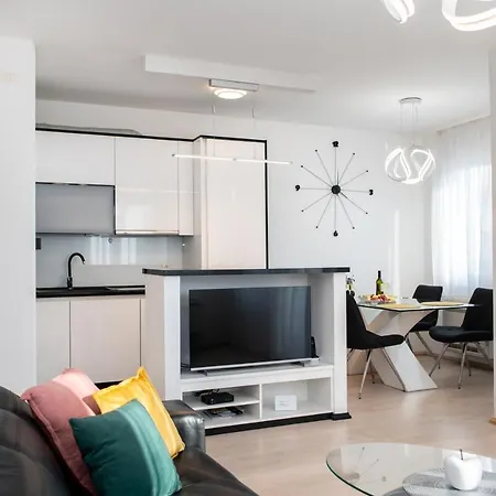 Salvia With Private Jacuzzi Appartement Split